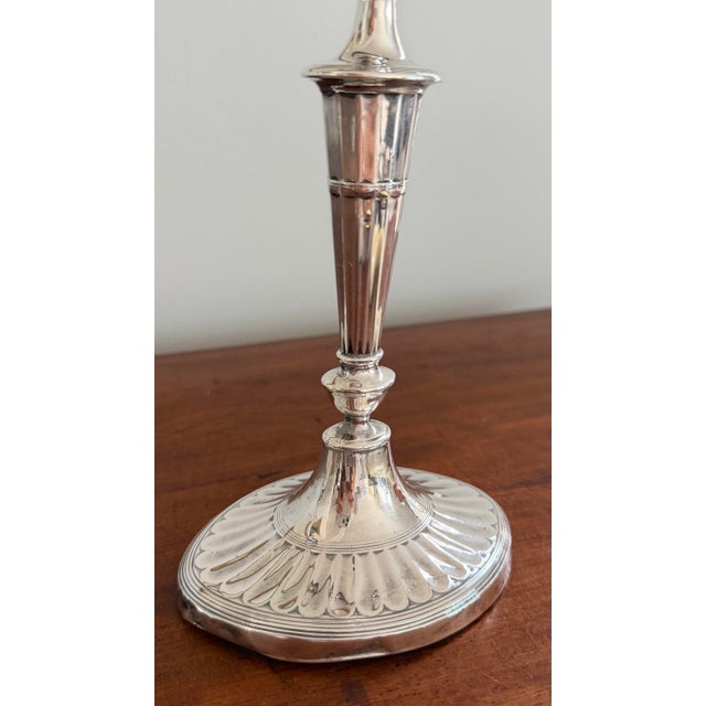 Late 18th Century Pair of English George III Style Sterling Silver Candlesticks, 1890s For Sale - Image 5 of 12