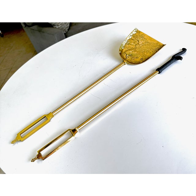 Vintage James Mont Style Brass Fireplace Shovel & Poker Duo – Mid-Century Asian For Sale - Image 10 of 11