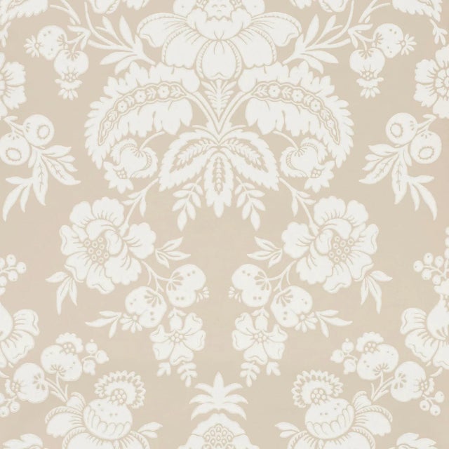 Schumacher Schumacher Simone Damask Wallpaper in Stone For Sale - Image 4 of 4