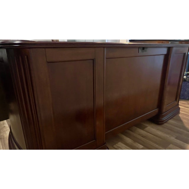 Hooker Furniture Executive Office Suite – 3 Pieces – Dark Cherry For Sale - Image 16 of 18