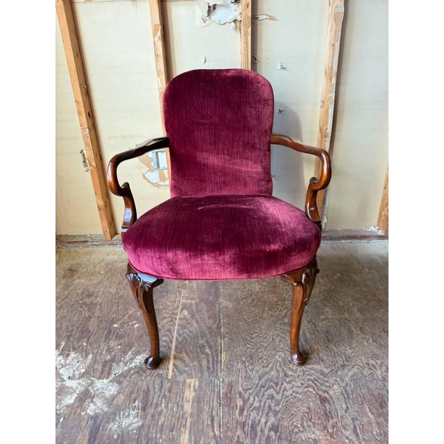 Pair of Vintage George II Queen Anne Style Shepherds Crook Library Open Armchairs by W & J Sloane For Sale In Washington DC - Image 6 of 18