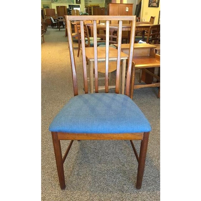 Wood Set of Six Mid Century Modern Teak Frame Dining Chairs c.1960 For Sale - Image 7 of 7