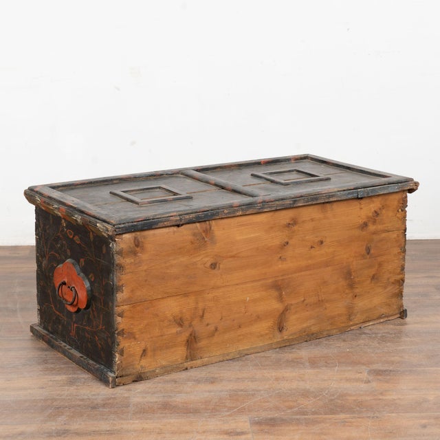 Original Hand Painted Flat Top Trunk Dated 1890 From Hungary For Sale - Image 17 of 17