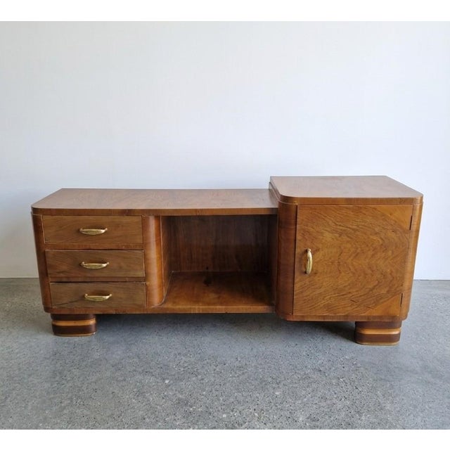 Art Deco Briar Console Table, 1930s, in Very Good conditions. Designed 1920 to 1949