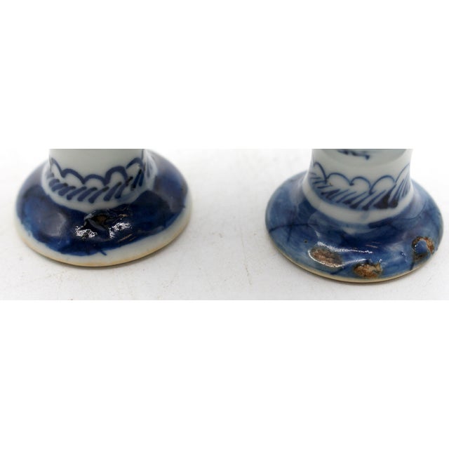 Early 19th Century Chinese Export Blue Canton Pair of Egg Cups For Sale In Raleigh - Image 6 of 9