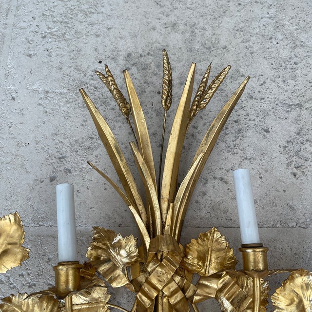 1950s Pair of Gilt Metal Grapevine Motif Wall Sconces For Sale - Image 4 of 10