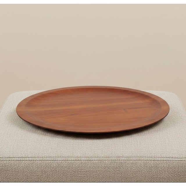 1980s 1980s Handcrafted Extra Large Round Walnut Tray | Small Table Top For Sale - Image 5 of 5