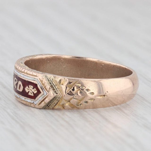Late 20th Century Antique Name Cigar Band Style Ring 10k Yellow Gold Enamel Size 8.75 Edward For Sale - Image 5 of 7