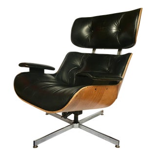 1970's Mid-Century Modern Eames Style Swivel Lounge Chair For Sale