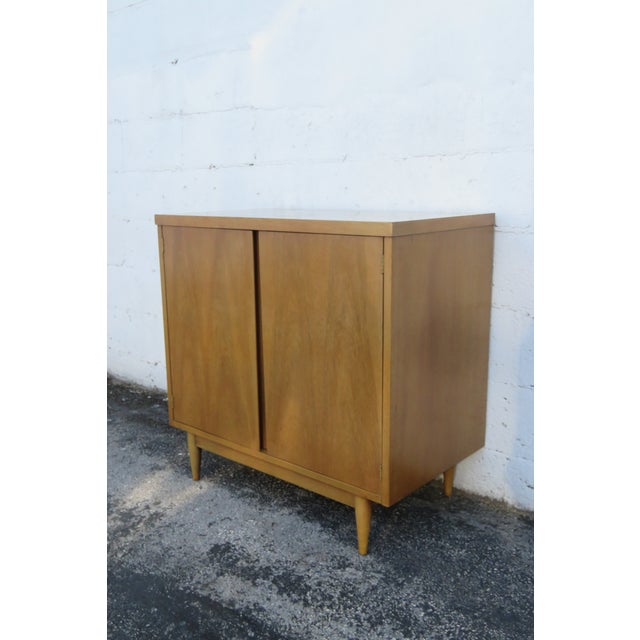 Mid Century Modern Server Buffet Tv Storage Cabinet 6279 For Sale - Image 17 of 18
