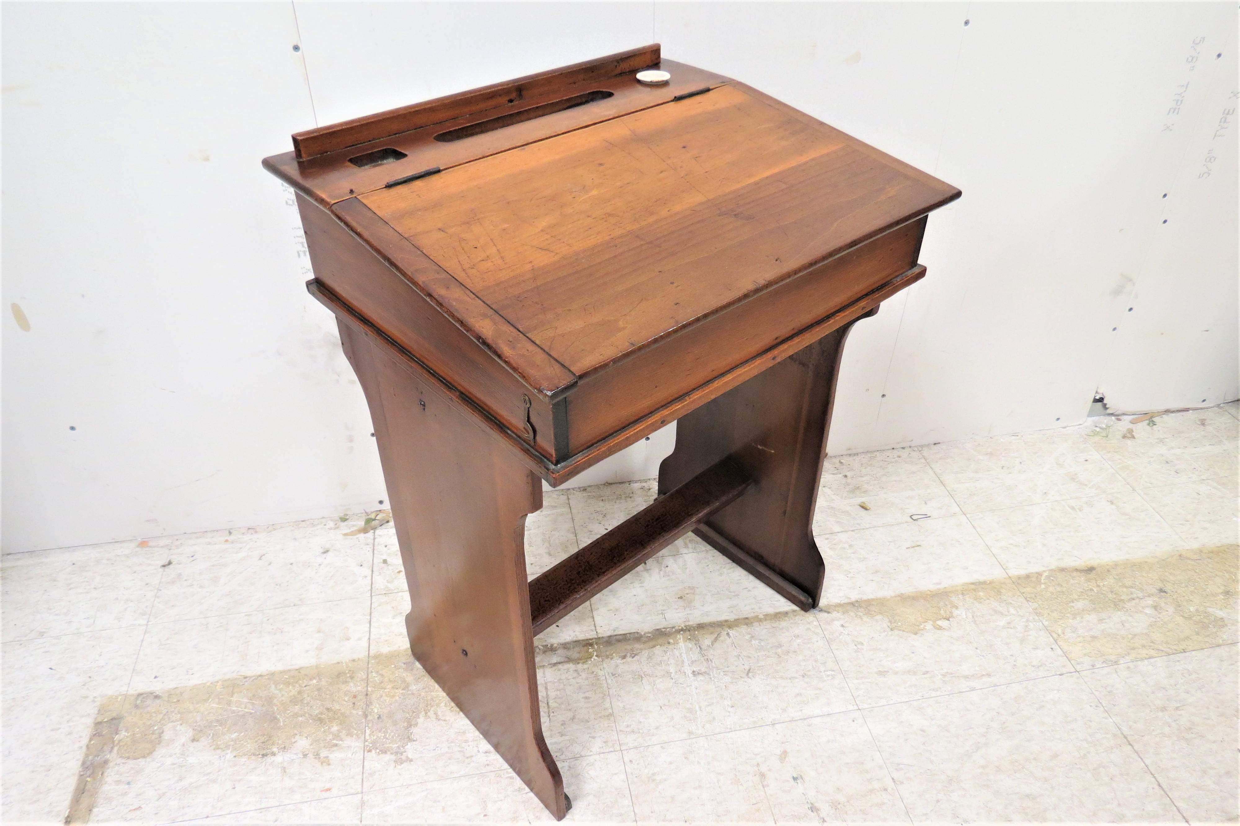 child's lift top desk
