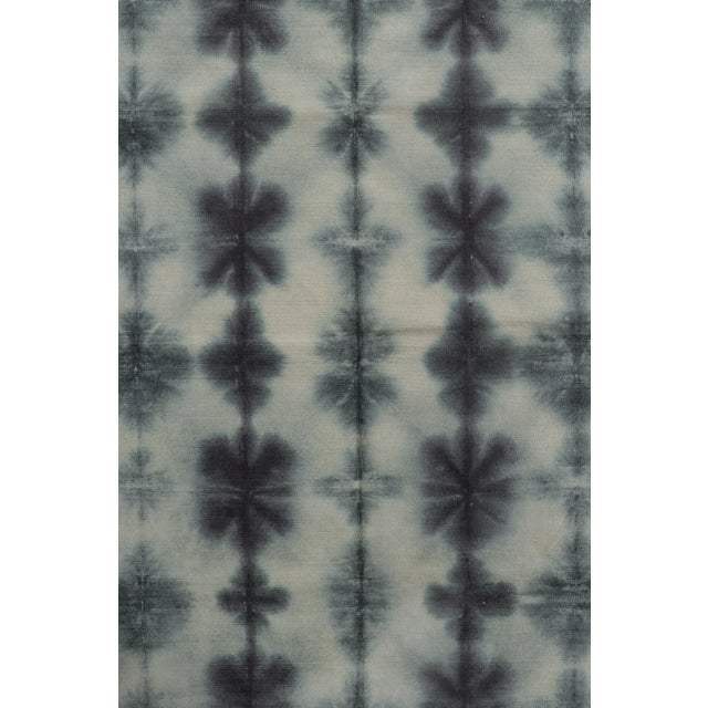 Rug & Kilim’s Indian Dhurrie Rug in Cream, Gray and Black Geometric Patterns For Sale In New York - Image 6 of 10