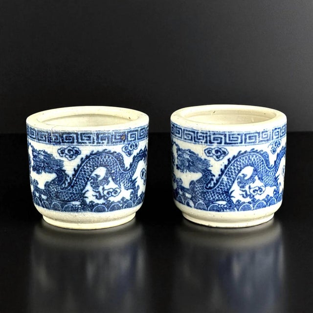Blue Vietnamese Late Nguyen Dynasty Hue Blue and White Porcelain Brush Pots with Fish, 19th Century, Set of 2 For Sale - Image 8 of 8