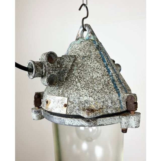 Industrial Grey Cast Aluminium Explosion Proof Lamp from Elektrosvit, 1970s For Sale - Image 13 of 18