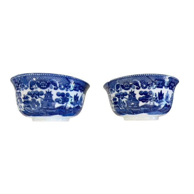 Blue Vintage Blue and White Willow Pattern Japanese Decorative Set of 2 Bowls Made in Japan For Sale - Image 8 of 8