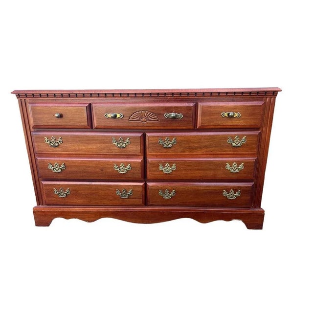 Broyhill Cherry Wood Georgian Dresser With Mirror Made in North Carolina. Cherry wood and veneer.
