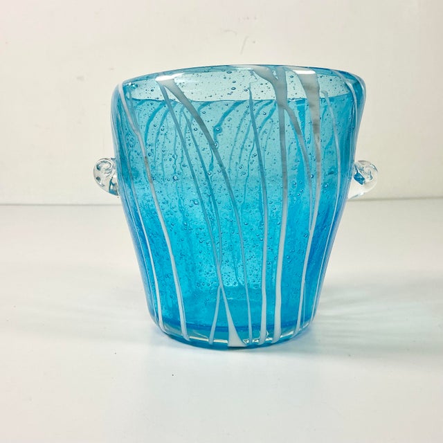 1960s Italian Hollywood Regency Pablo Venini Murano Glass Ice Bucket With Petite Bubbles For Sale - Image 9 of 13