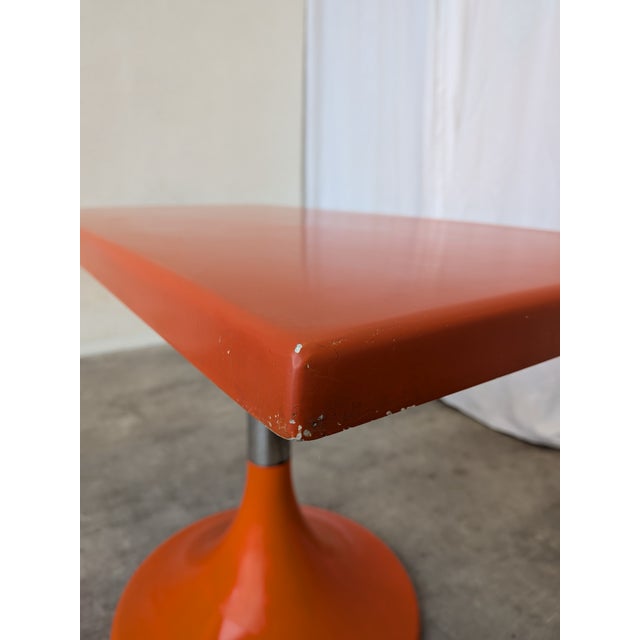 Vintage Space Age Orange Pedestal Table by Finžgar & Zorman for Meblo, Former Yugoslavia, 1970s For Sale - Image 9 of 12