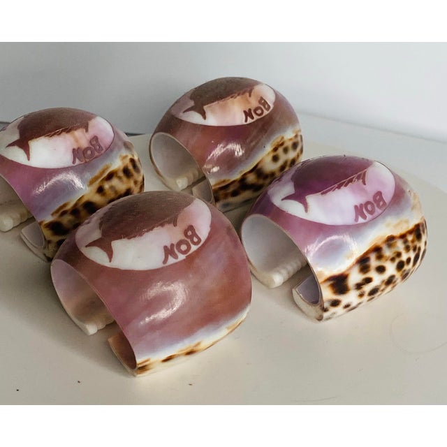 For show, bon appétit, napkin, rings, and very good condition