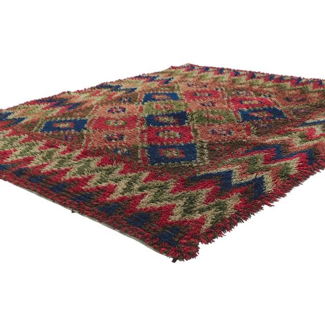Vintage Finnish Rya Ryijy Rug with Folk Art Tribal Style 04'07 x 05'09. Full of tiny details and a bold expressive design...