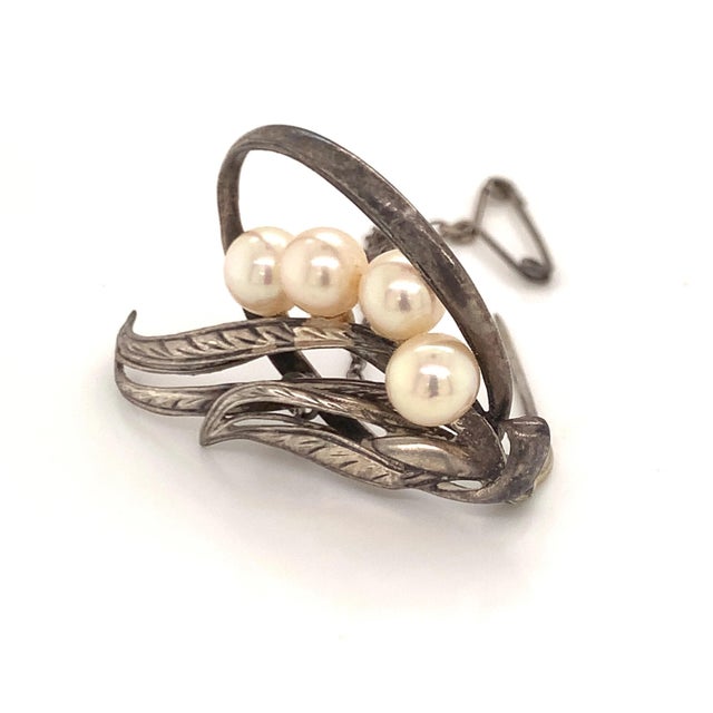 Metal 1990s Mikimoto Estate Akoya Pearl Brooch Pin Sterling Silver For Sale - Image 7 of 12