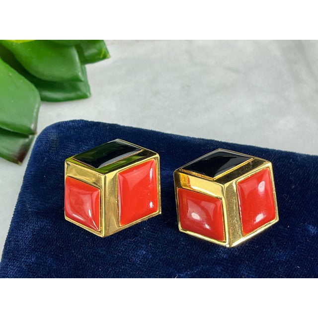 Orange 1980s Givenchy Earrings: Vintage Orange & Black Enamel Gold Tone Cubes, A Pair For Sale - Image 8 of 8