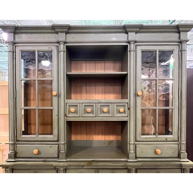 Farmhouse Broyhill Yorkshire Market Farmhouse Hutch For Sale - Image 3 of 12