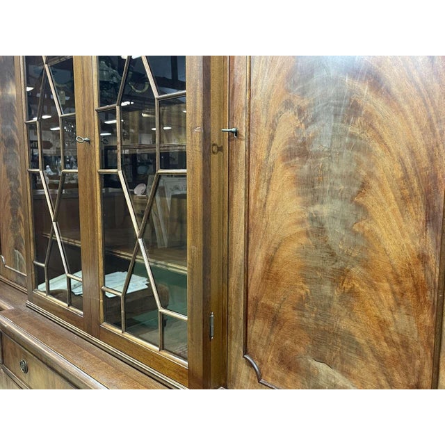 English Secretary Bookcase in Mahogany, 1970s For Sale - Image 6 of 17