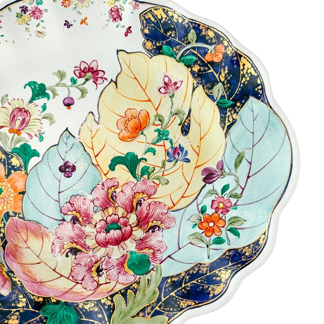 1990s Mottahedeh Tobacco Leaf Porcelain Tureen With Underplate, Hand-Painted With Gilt Details, Portugal For Sale - Image 16 of 18