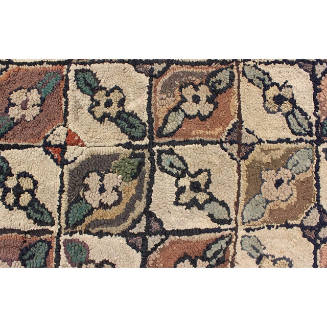 Checkered and Leaf Design American Hooked Rug in Earth Tones 3'1" X 6'0" For Sale In Atlanta - Image 6 of 8