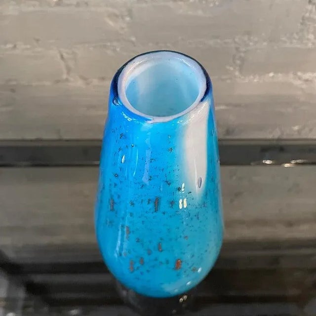 1960s Gradient Blue Gold Fleck Murano Attributed Glass Vase, Tear Drop Shape For Sale - Image 10 of 12
