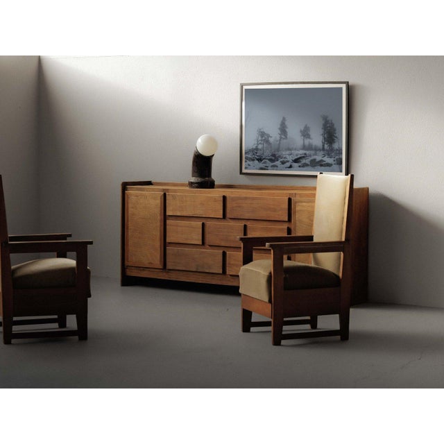 Pine workshop cabinet dating from the 1970s, featuring a robust, functional construction. The piece has a clean,...