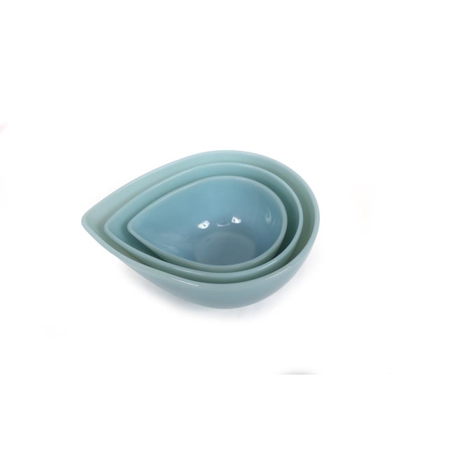 Mid-Century Modern Fire King Teardrop Mixing Bowls - Set of 3 in Rare Delphite Blue For Sale - Image 3 of 13