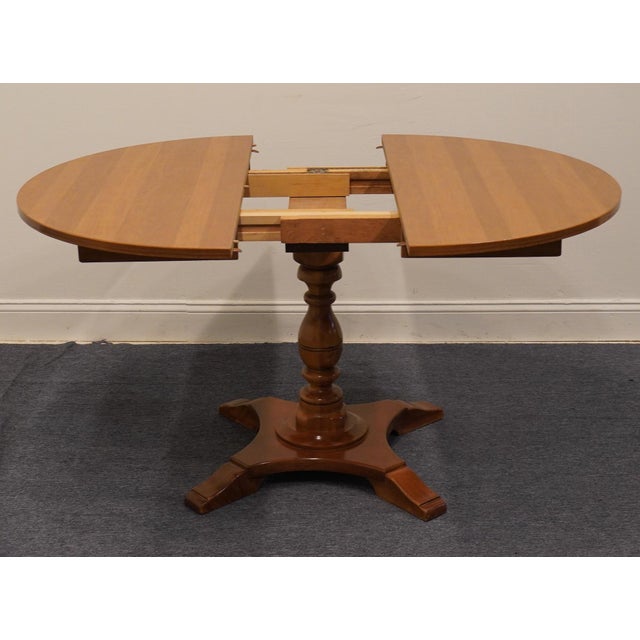 Temple Stuart Solid Hard Rock Maple Colonial Early American Style 53" Pedestal Dining Table For Sale In Kansas City - Image 6 of 11