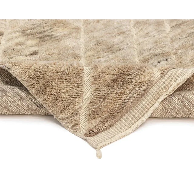Hand-Knotted Wool Premium Rug by Azele Studio For Sale - Image 6 of 10