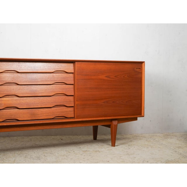 Mid-Century Danish Teak Sideboard by Henry Rosengren Hansen for Skovby, 1960s For Sale - Image 9 of 13
