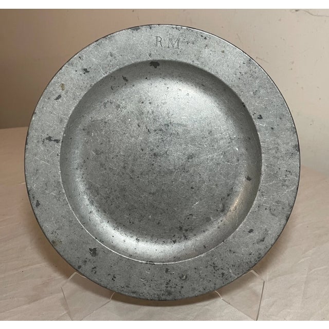Gray Rare Antique 18th Century Master Samuel Ellis Forged Pewter Dinner Plate Dish For Sale - Image 8 of 8