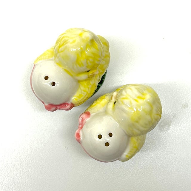 Spring Chickens Ceramic Salt & Pepper Shakers For Sale In Miami - Image 6 of 7