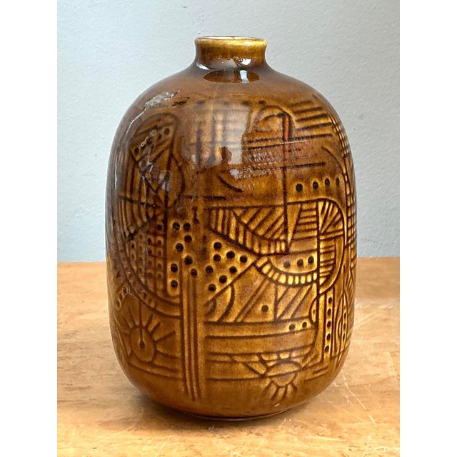 Late 20th Century Vintage Geometric Patterned Ceramic Vase For Sale - Image 5 of 15