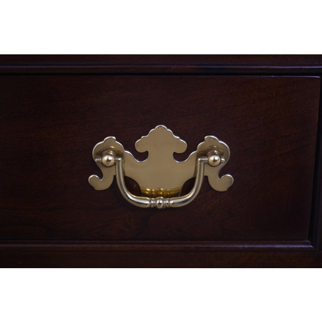Stickley Colonial Williamsburg Mahogany Chest Nightstand For Sale - Image 9 of 18