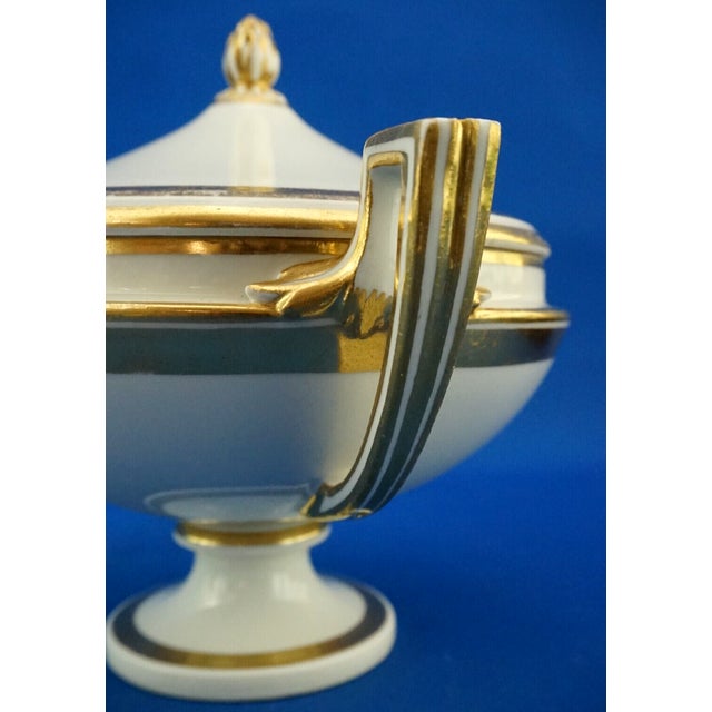 Rococo Potiche Vase in White Porcelain from Imperial House of Vienna, Austria, 1700s For Sale - Image 18 of 18