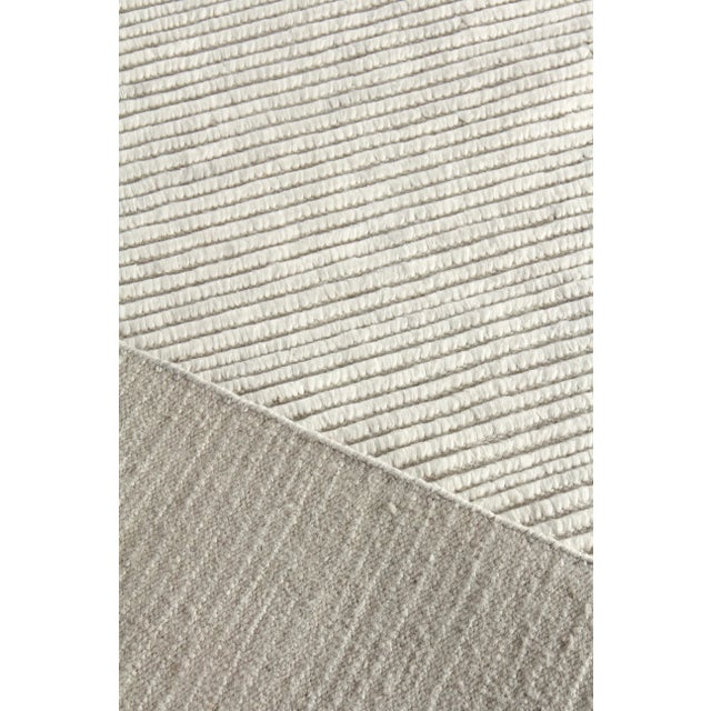 Ivory Exquisite Rugs Hamilton Hand Knotted Wool White & Ivory - 8'x10' For Sale - Image 8 of 9