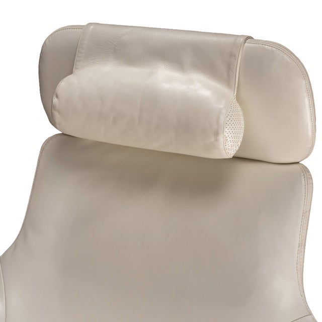 B&b Italia Radar Lounge Chair by James Irvine White Leather Swivel Lounger Italy For Sale In Tampa - Image 6 of 17