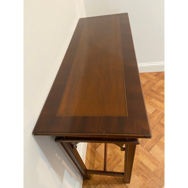 The PERFECT mahogany hall table in the perfect shades of rich mahogany. Classic style and design, beautiful condition....
