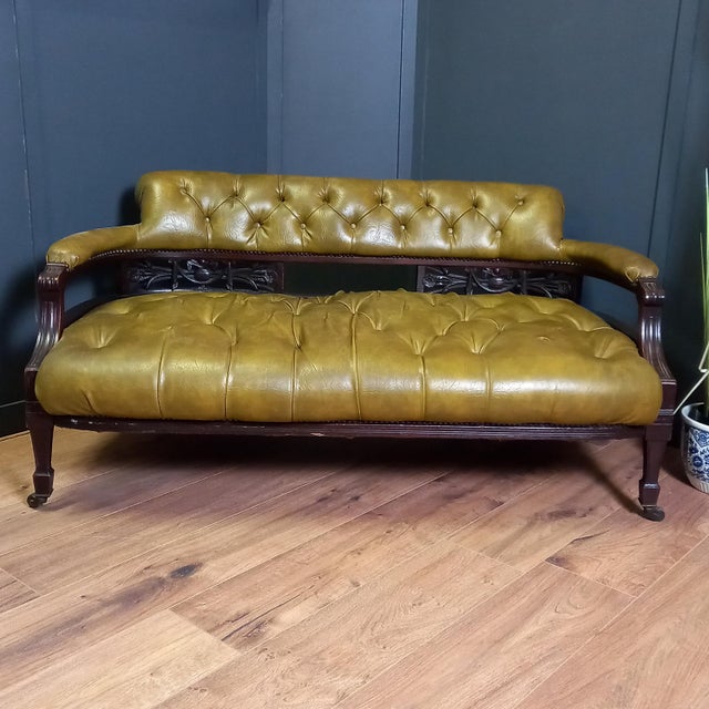 Victorian Chesterfield Reading Bench For Sale - Image 16 of 16
