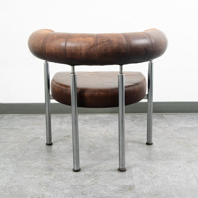 1960s Mid Century Danish Modern Lounge Chair Brown Leather Round Back Steel Cobra Seat For Sale - Image 4 of 12