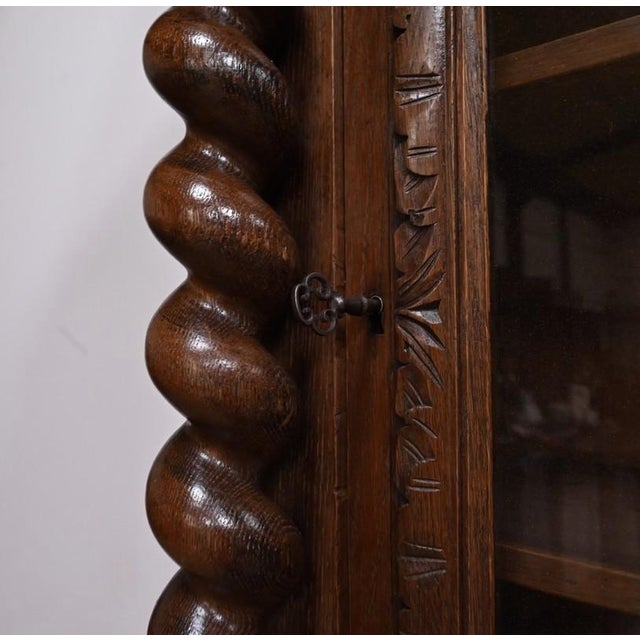 Narrow Cupboard in Oak For Sale - Image 10 of 18