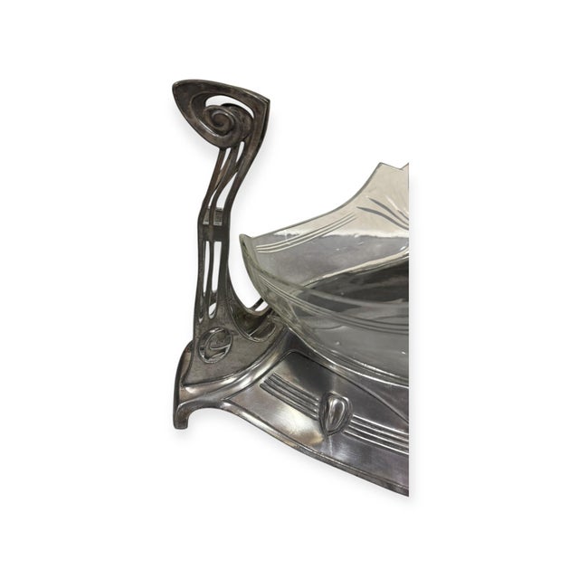 Early 20th Century Art Nouveau White Metal & Etched Glass Centrepiece in the style of WMF For Sale - Image 6 of 10