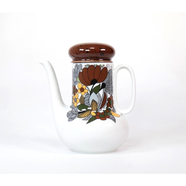 Porcelain Breakfast Tableware, 1970s, Set of 19 For Sale - Image 4 of 18