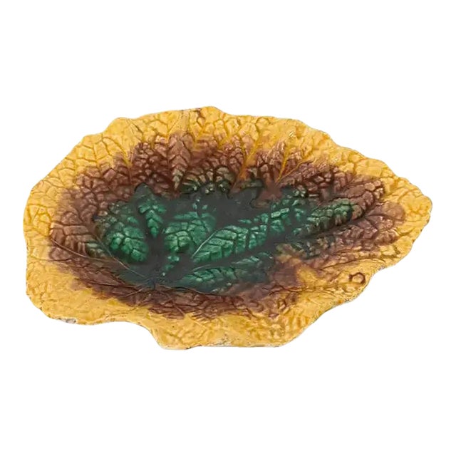Exceptional Early 19th Century English Majolica Begonia Leaf Plate, Signed For Sale